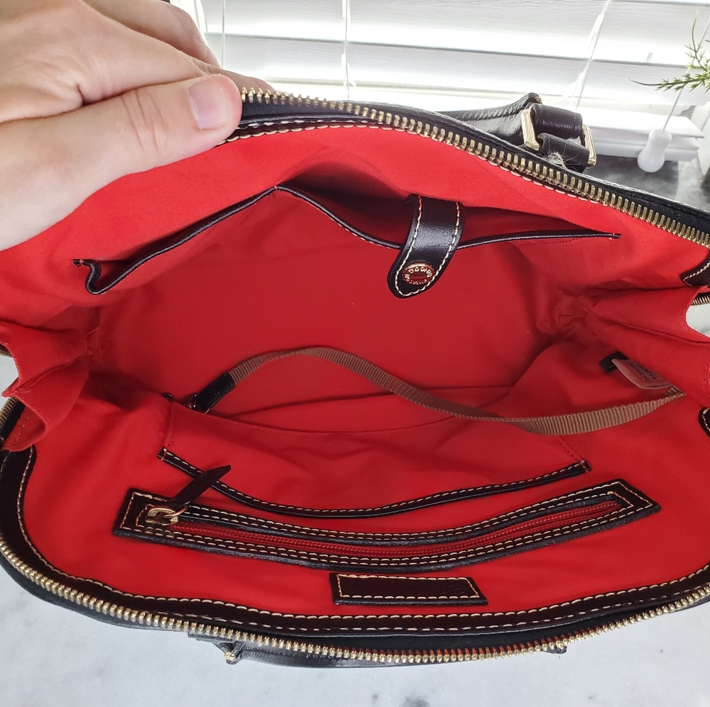 Dooney & Bourke - Picture 7 of 8